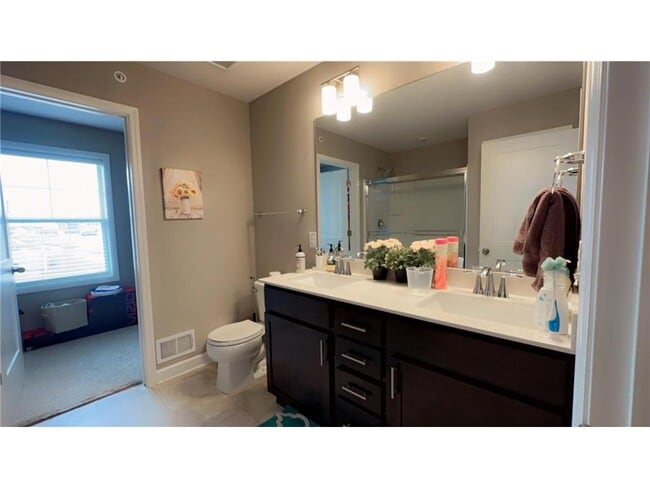Building Photo - 4791 Martingale Dr