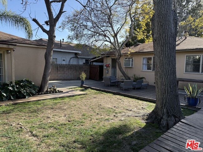 Building Photo - 2830 Glendon Ave