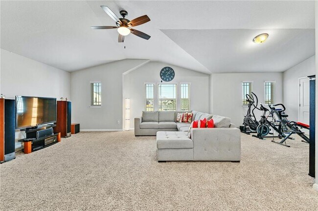 Building Photo - 5805 Liguria Cv