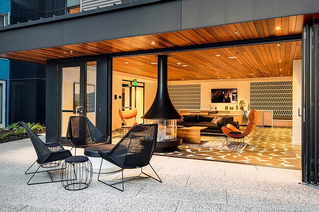 Building Photo - 120 Broadway-SI FL3-ID541