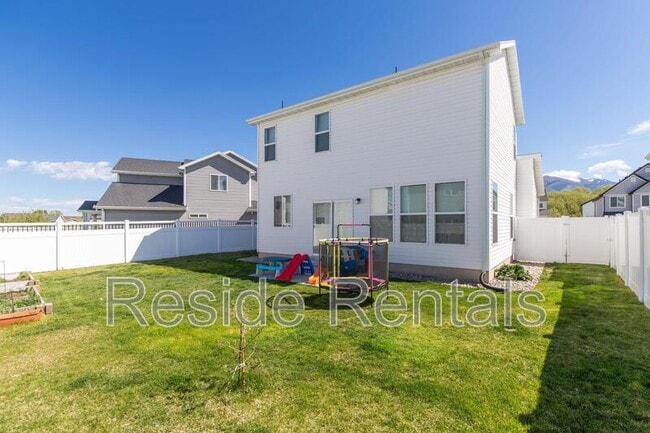 Building Photo - 2007 Redtail Cir