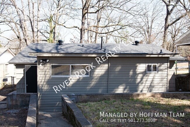 Building Photo - 2018 S Tyler St