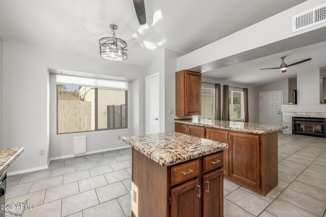 Building Photo - 9440 S 44th St