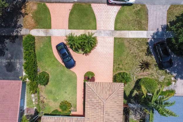 Building Photo - 4115 Madison St