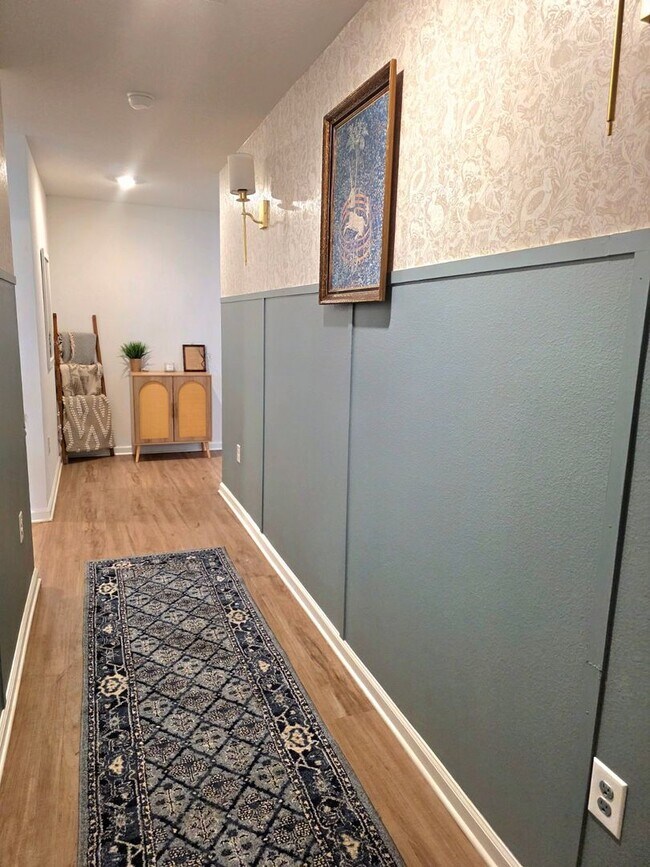 Building Photo - 4639 Carlstrom Ln