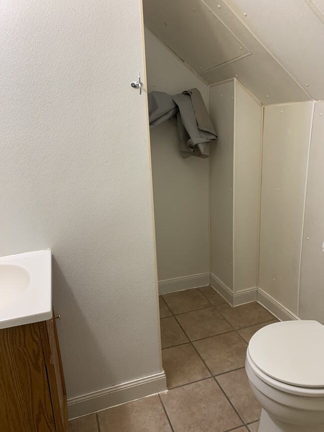 Building Photo - 1209 7th St E