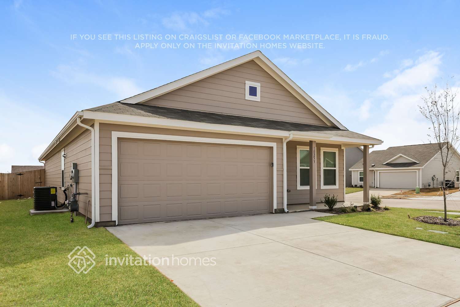 Building Photo - 10253 Hackberry Spg Wy