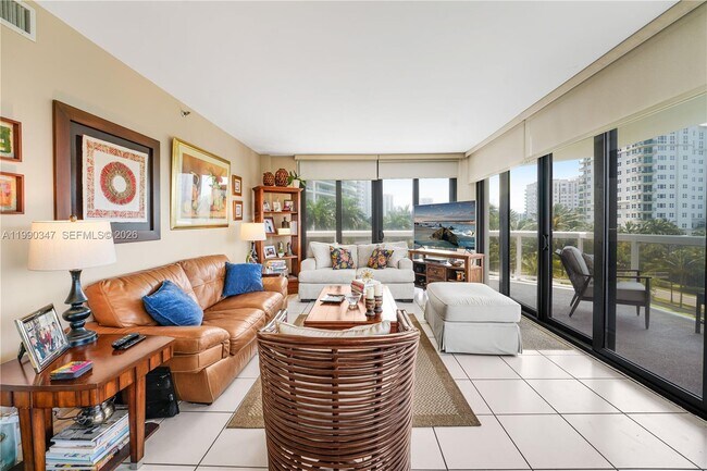 Building Photo - 20185 E Country Club Dr
