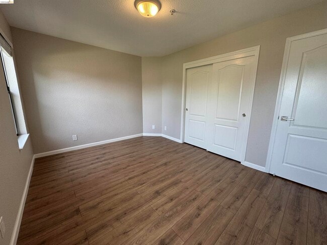 Building Photo - 20647 Maria Ct