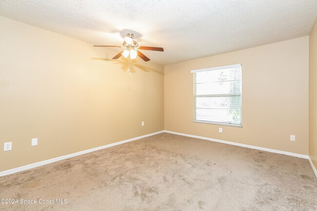 Building Photo - 1109 Pace Dr NW