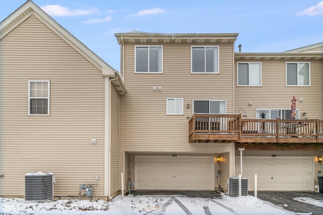 Building Photo - 520 Lincoln Station Dr