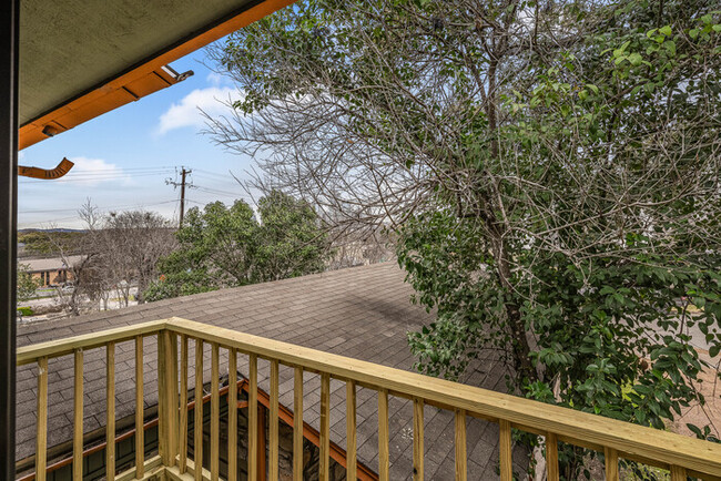 Building Photo - 1601 Taylor Gaines St