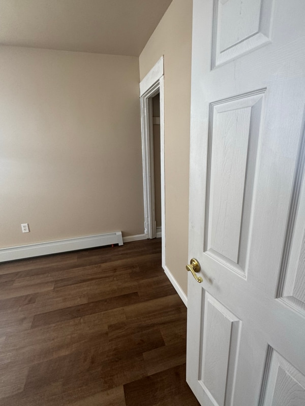 Building Photo - 517 Genet St