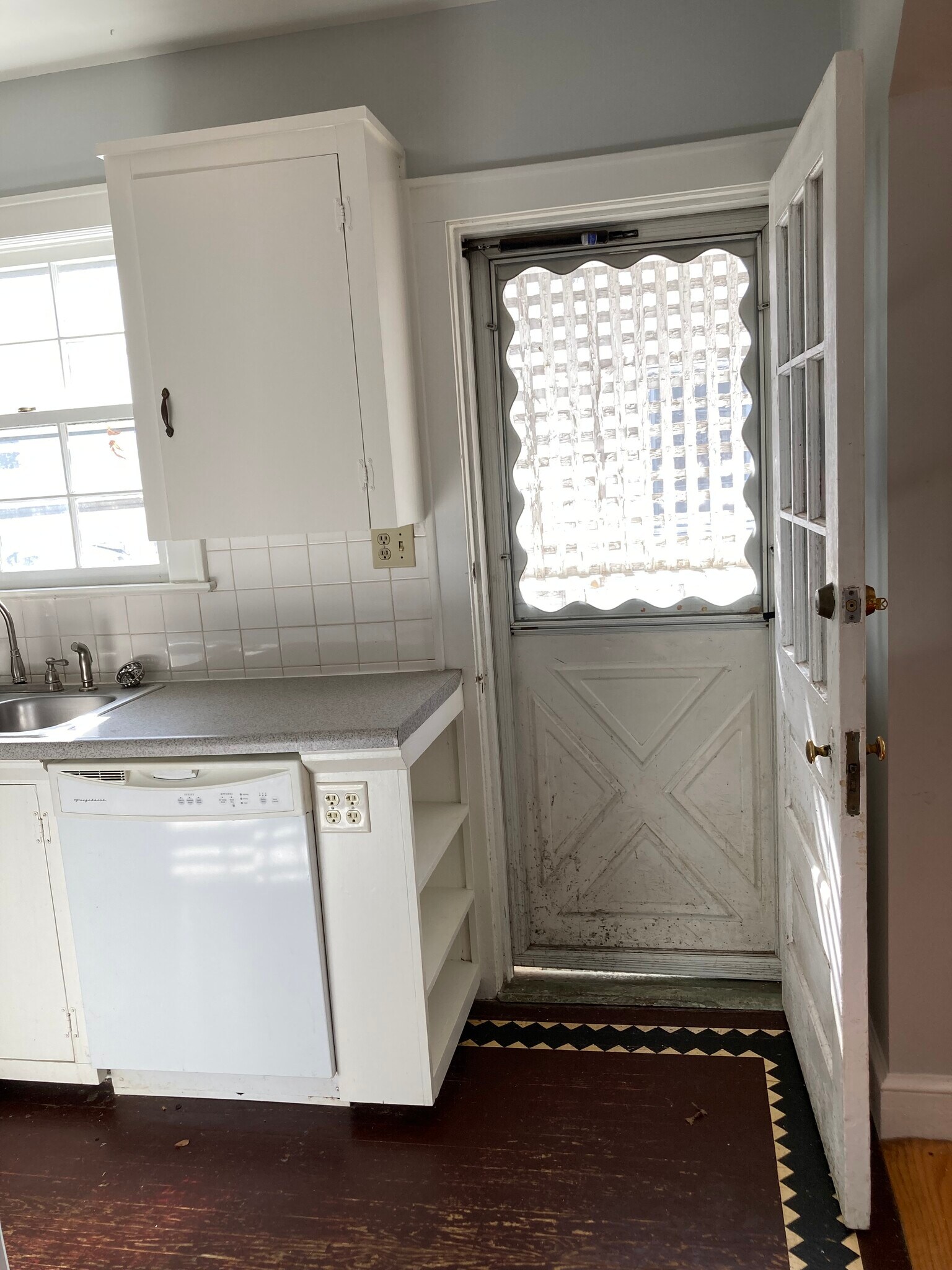 Kitchen Side door - 838 Shober St