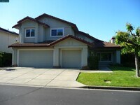 Building Photo - 338 Newcastle Ln