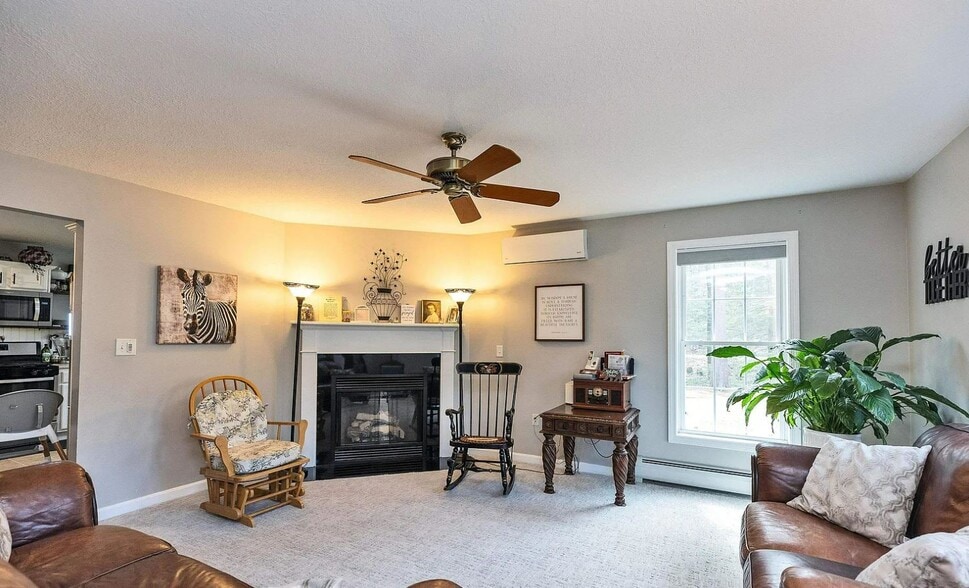 Building Photo - 5 Deer Run