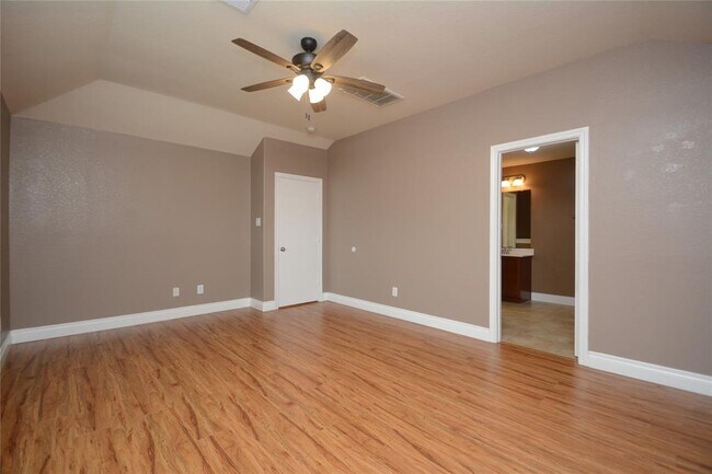Building Photo - 12567 Canyon Falls Boulevard