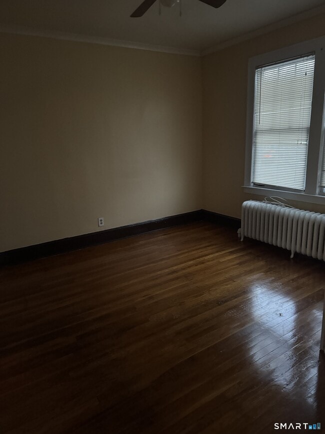 Building Photo - 587 Blue Hills Ave