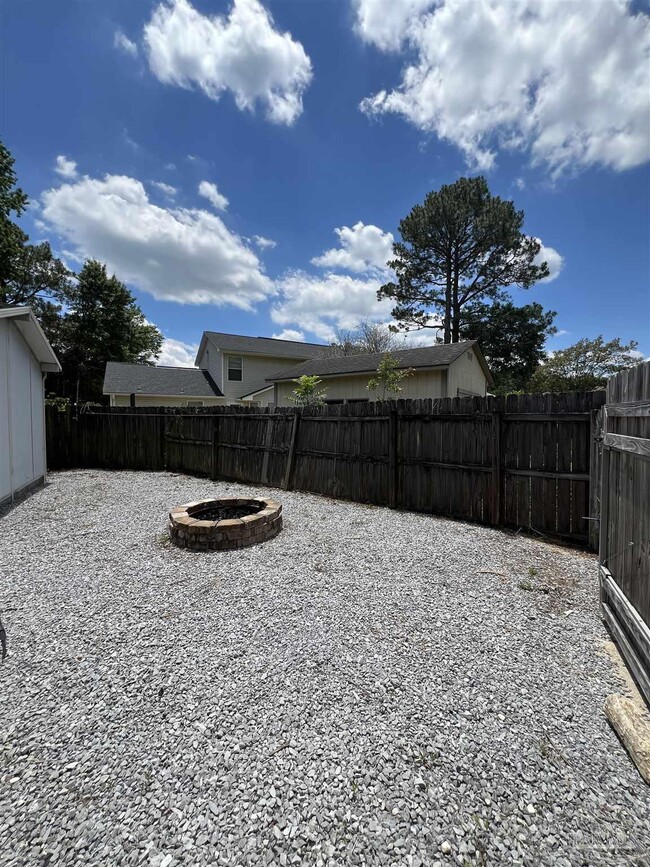 Building Photo - 5784 Twisted Oak Ct