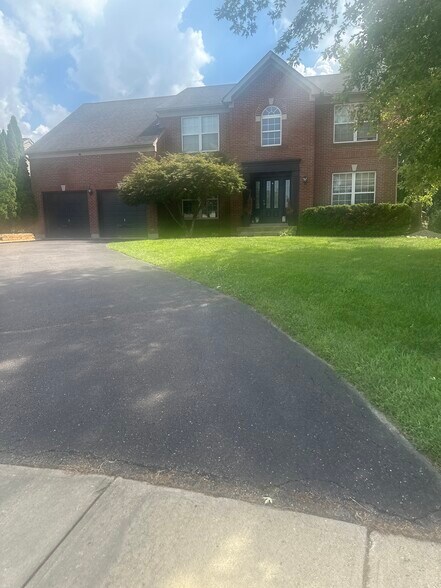 Primary Photo - 7320 Lakota Springs Dr