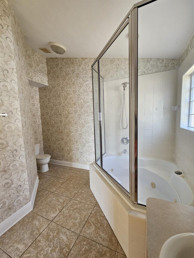 Building Photo - 3283 Emerson Ln