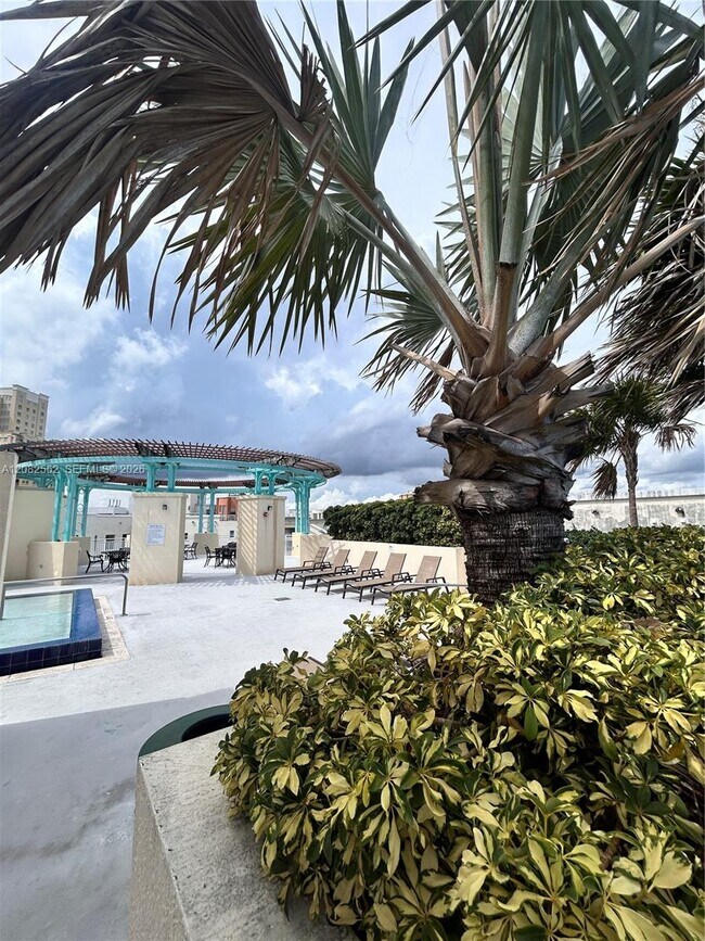 Building Photo - 7275 SW 90th Way