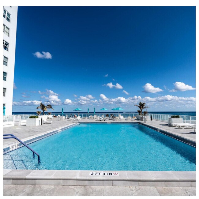 Building Photo - 3450 S Ocean Blvd