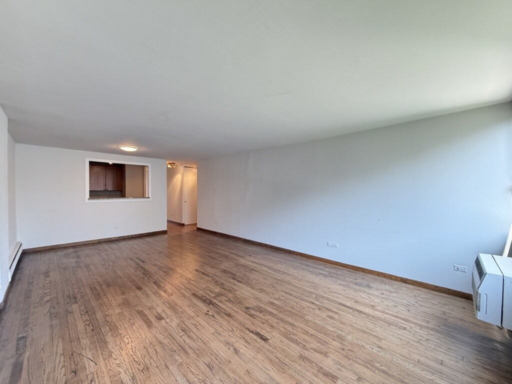 Building Photo - 1442 N Dearborn St