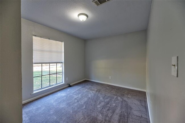 Building Photo - 160 Beeson Ave