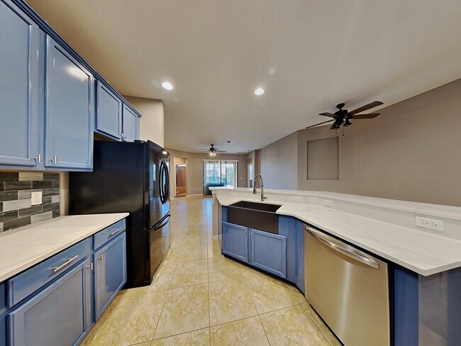 Building Photo - 2131 Lacosta Pl