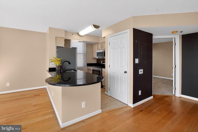 Building Photo - 1200 Braddock Pl