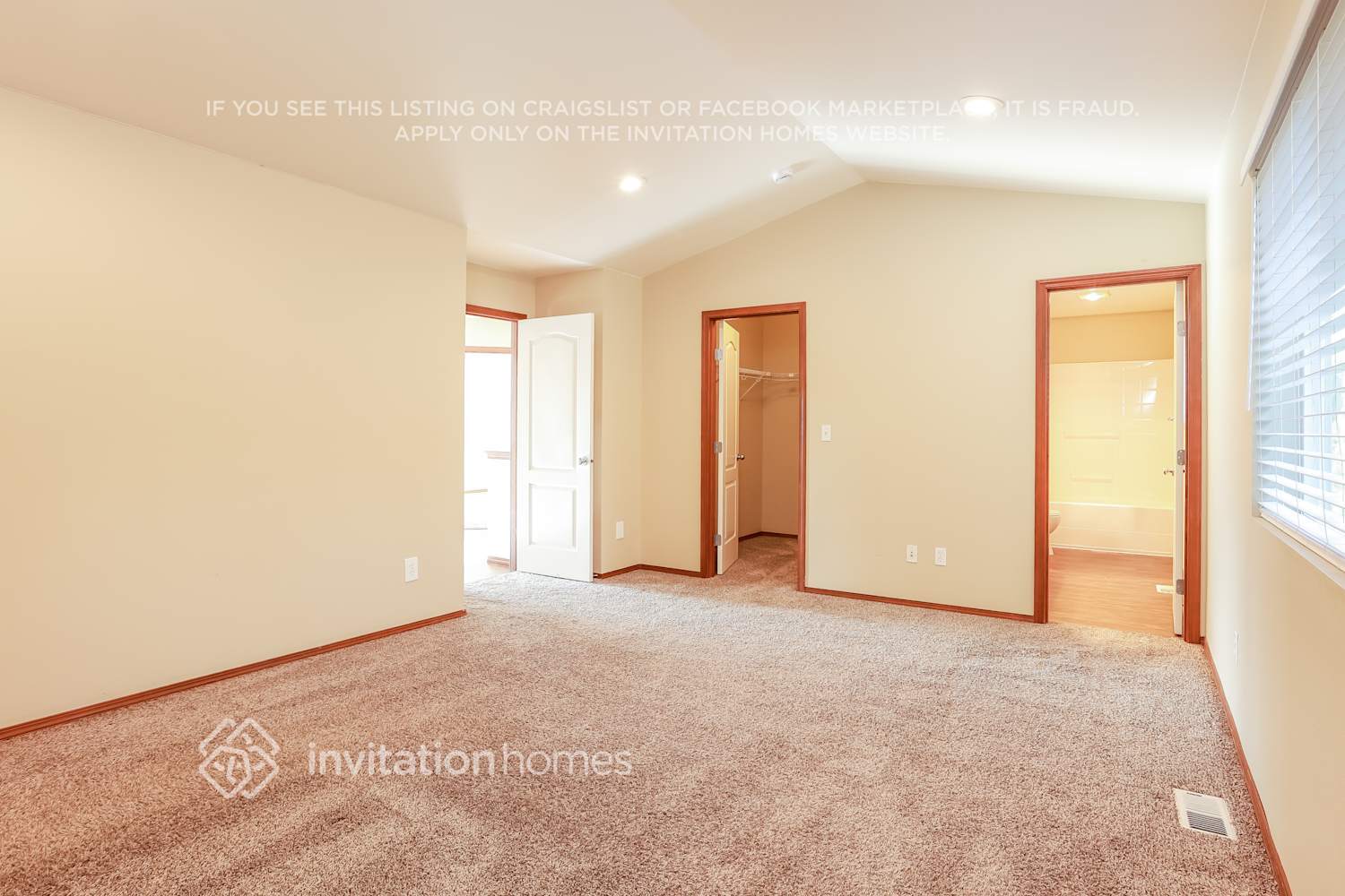 Building Photo - 10019 3rd St NE