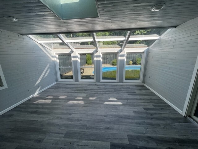 Building Photo - 664 Azalea Ave