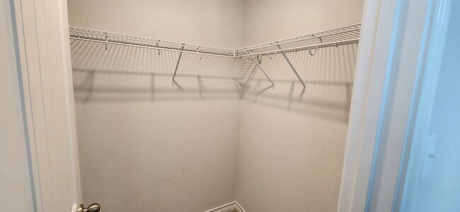 Building Photo - CYPRESS TRAILS OFF PRUE RD - 4-bedroom rental home!