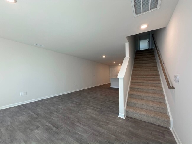 Building Photo - 8534 Beckett Chase Wy