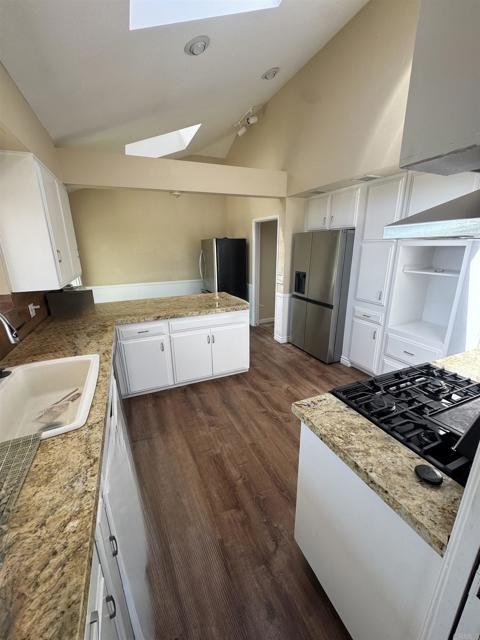 Building Photo - 11183 Rolling Hills Dr