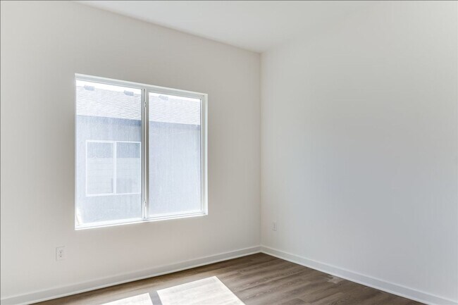 Building Photo - 11240 W 35th St S