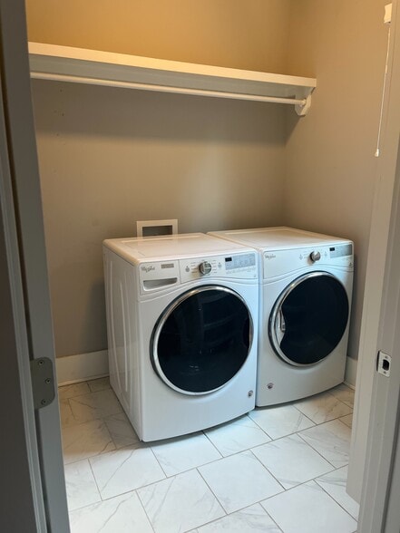 Laundry - 1509 Wayne Dr