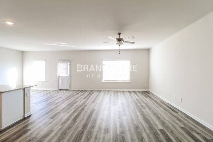 Building Photo - 148 Avondale Blvd SE