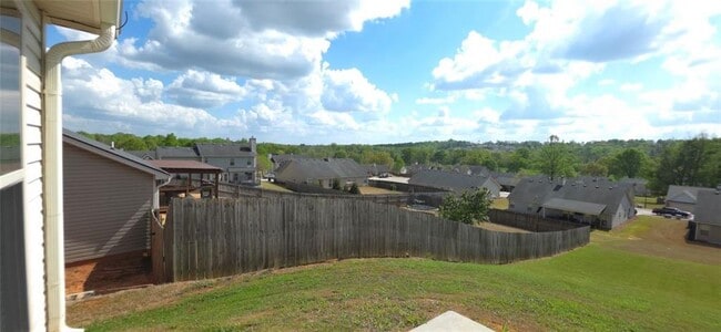 Building Photo - 2125 Savannah Dr