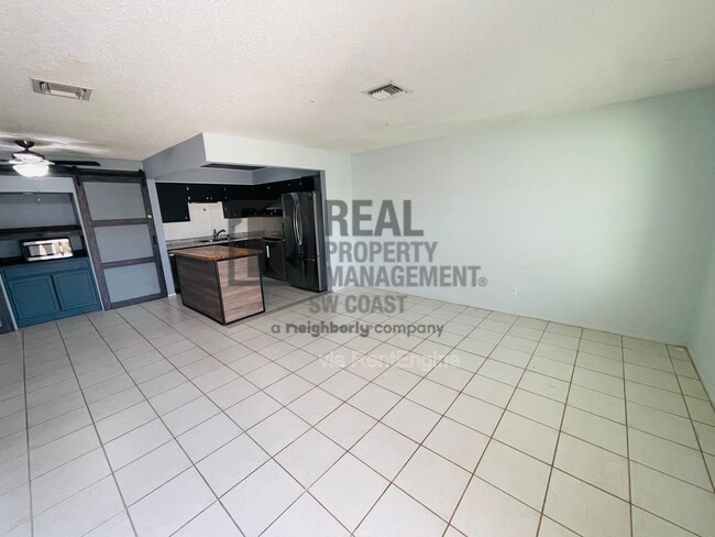 Building Photo - 6124 Principia Dr