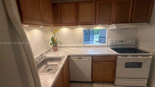 Building Photo - 500 Executive Center Dr