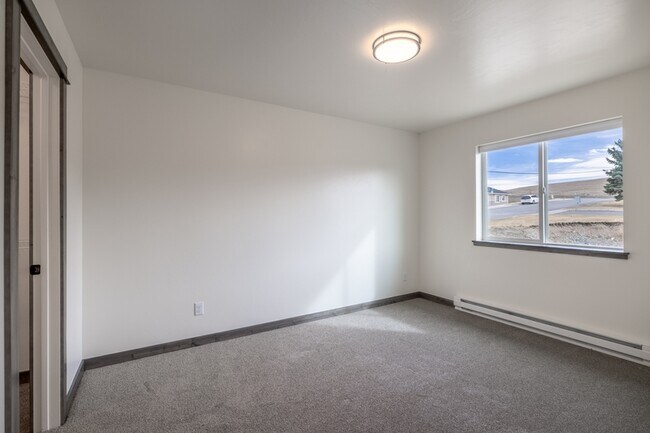 Building Photo - 3391 Crosswind Ct
