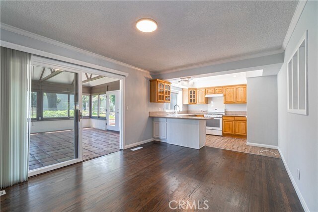 Building Photo - 2370 W 239th St