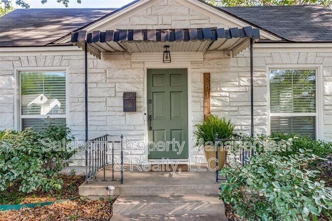 Building Photo - 3812 Birchman Ave