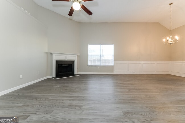 Building Photo - 5754 Star Flower Dr