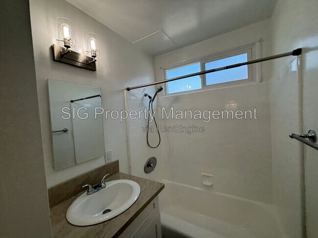 Building Photo - 5637 Strohm Ave