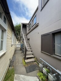Building Photo - 1926-1940 J [PRM: Renee] (4)