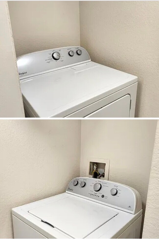 Building Photo - 151 SW Palm Dr