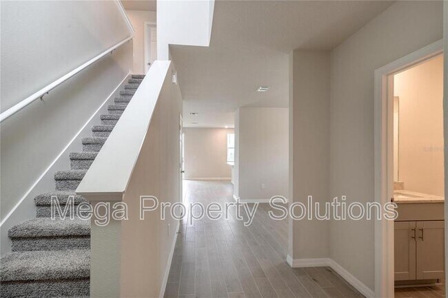 Building Photo - 3033 Cassidy Ln